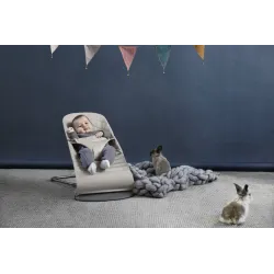 BabyBjorn Bliss Woven Leżaczek Piaskowy szary Sand Grey BabyBjorn Bliss Woven Leżaczek Piaskowy szary Sand Grey