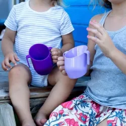 DOIDY CUP KUBEK KRZYWY POCHYŁY KUBECZEK DO NAUKI PICIA  200ml  szmaragdowy