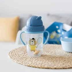 Kubek Canpol Babies Bonjour Paris niekapek 270 ml 56/607 czerwony 56/607 niebieski