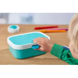 Little Dutch Zestaw lunchbox i bidon Little Farm Little Dutch Zestaw lunchbox i bidon Little Farm