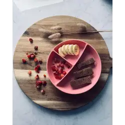 Twistshake  Talerz z podziałką i pokrywką pink Twistshake  Talerz z podziałką i pokrywką pink